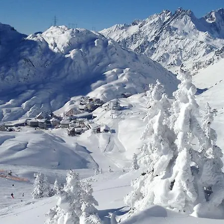 Haus Gollas Pensión 3*